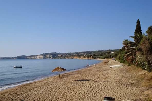 Villa Panorama Michalis Haikos Two Minutes Walk To The Beach Peroulia Kómboi Dış mekan fotoğraf